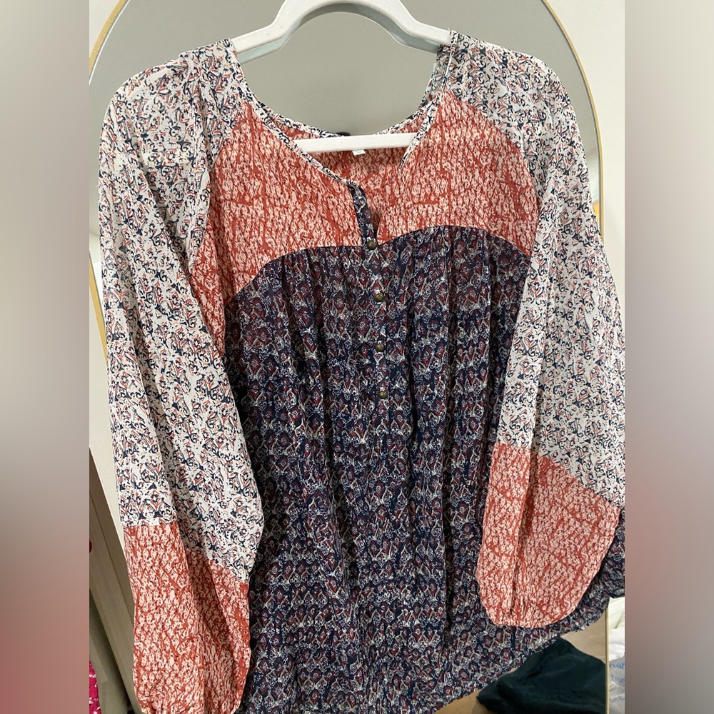 Lucky 2X Peasant Top
